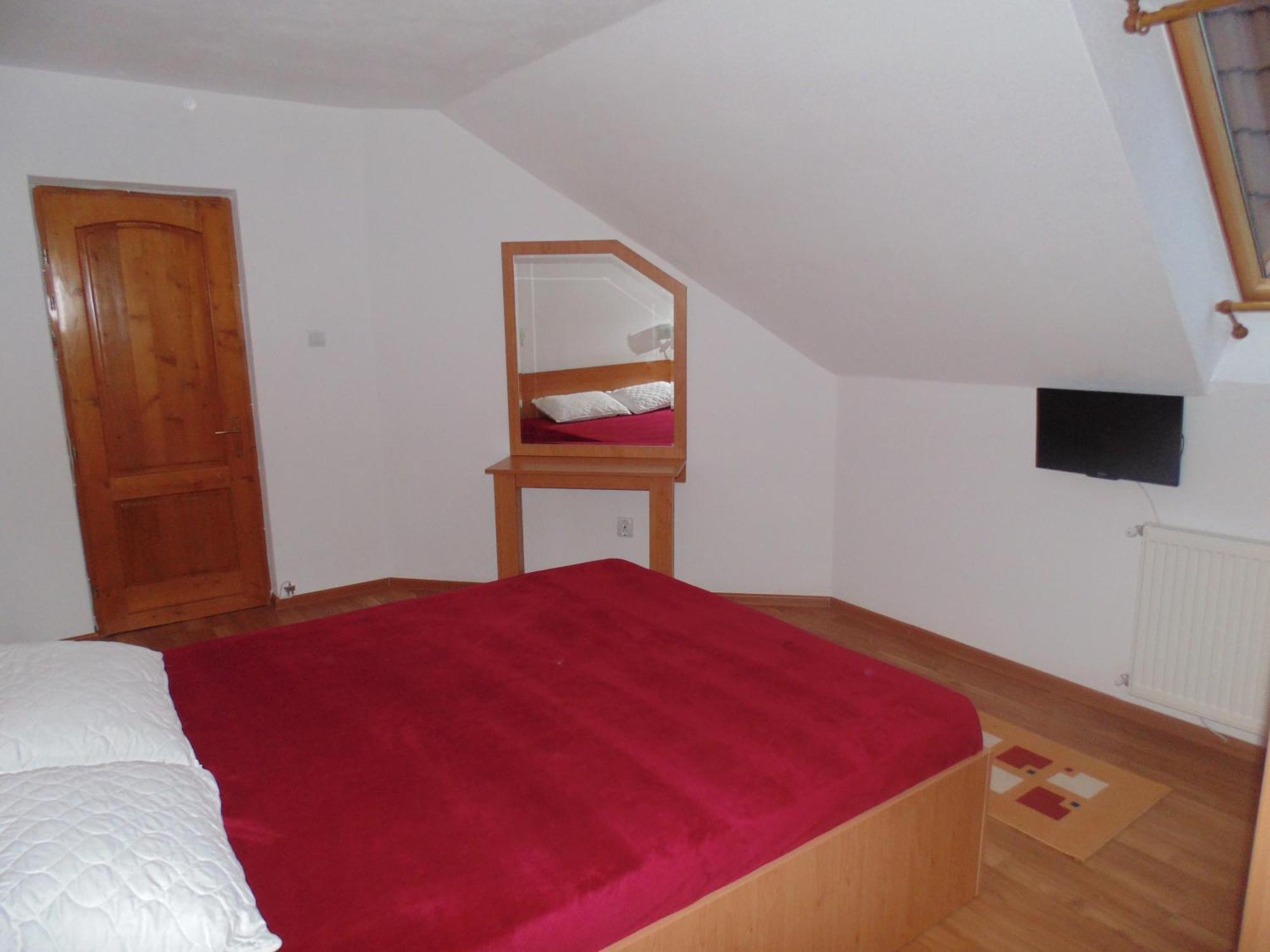 Hotel Casa Dancs Covasna Habitación foto